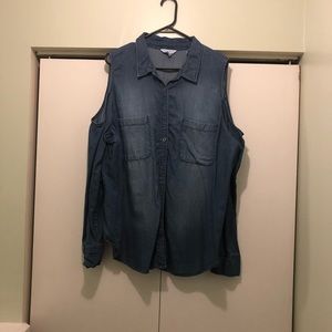 Women’s cold shoulder denim shirt!!!